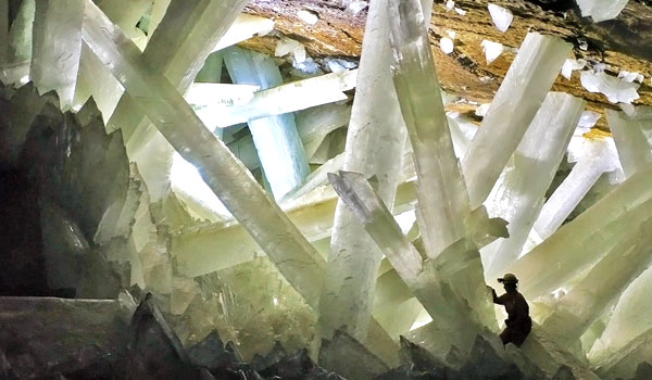 La Cueva de los Cristales