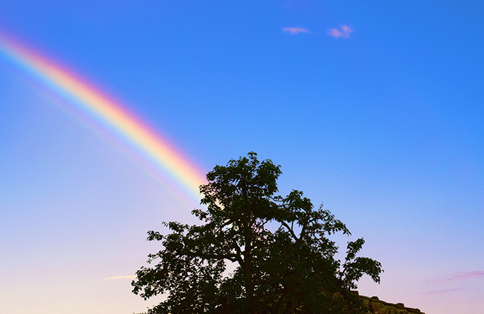 Arco iris espectro colores cielo