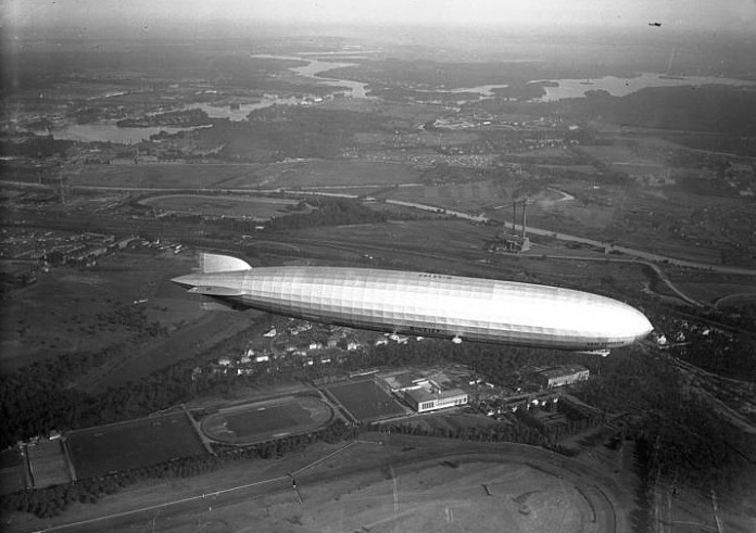 comida de avión en el LZ 127 Graf Zeppelin.