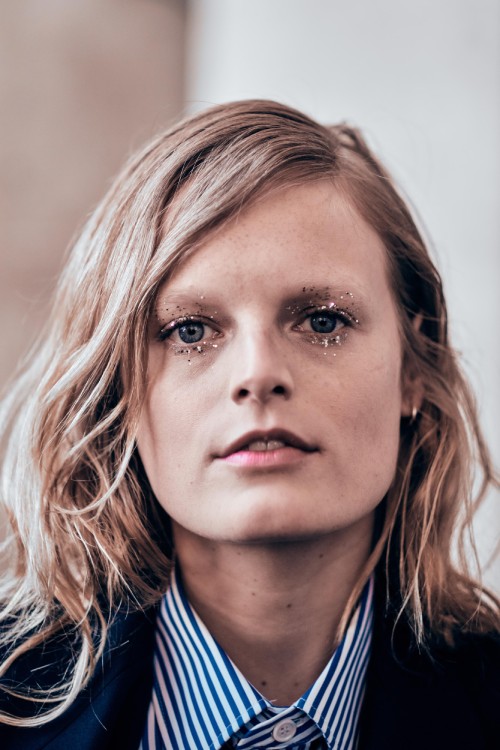 Foto retrato de Hanne Gaby Odiele, una de las famosas con síndrome de Morris