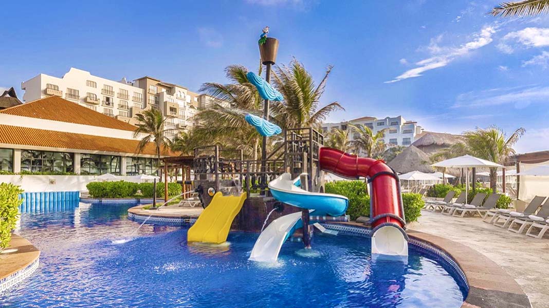 Hoteles familiares en Cancún: dónde alojarse con niños