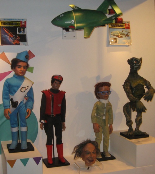 Colección de títeres de los titiriteros famosos de Supermarionation.